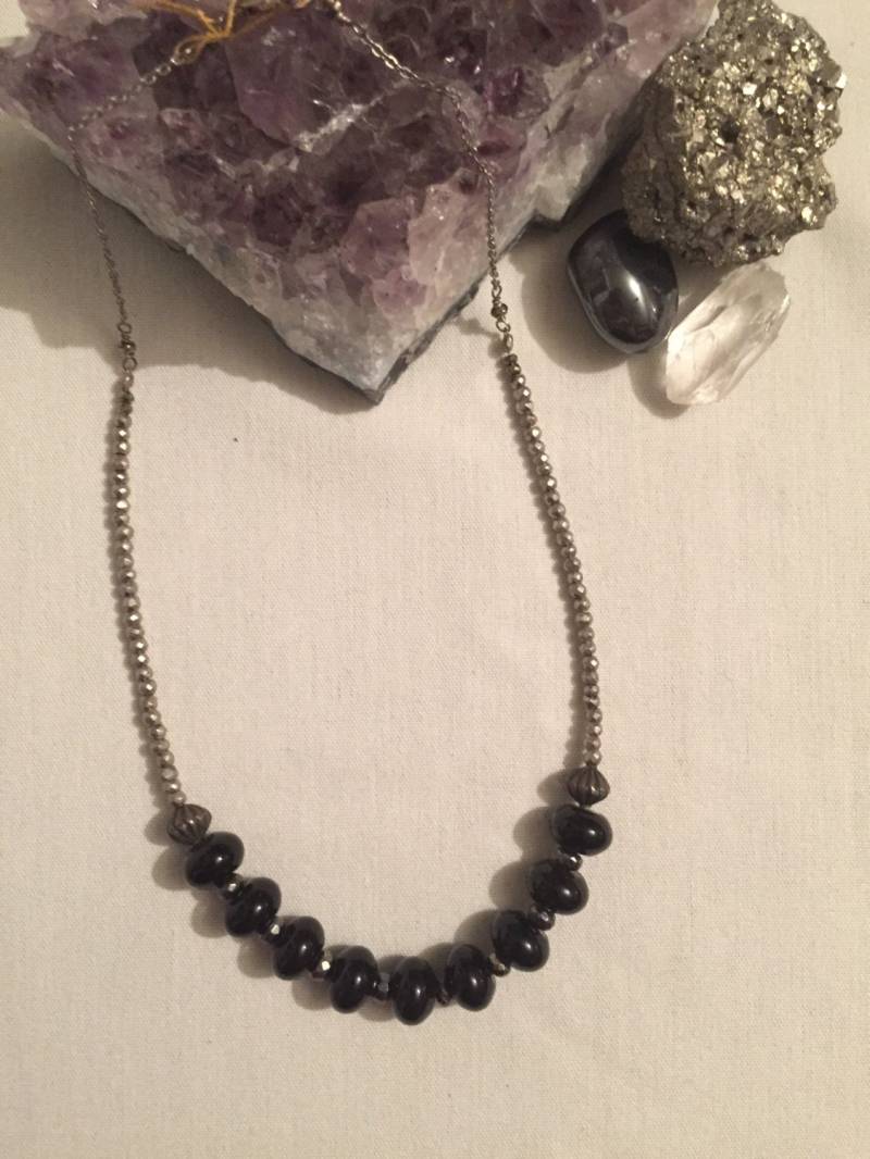 Schwarze Onyx Und Silber Pyrit Halskette von ASHDesignStudio