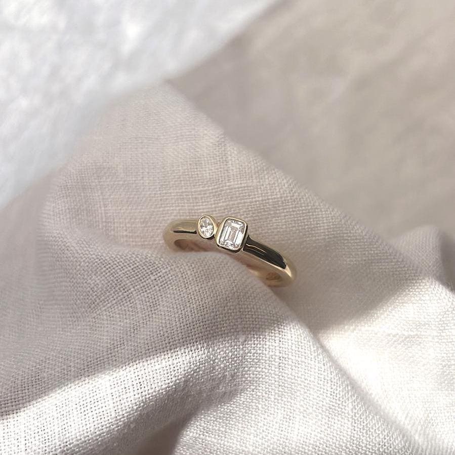 14K Solid Gold Toi Et Moi Verlobungsring Smaragd Und Oval Moissanite Zwei Stein Ehering Doppelstein Jahrestag Ring Für Frau 14K Solid Gold Toi Et Moi Verlobungsring Smaragd Und Oval Moissanite Zwei Stein Ehering Doppelstein Jahrestag Ring Für Frau von ASJewelsArt