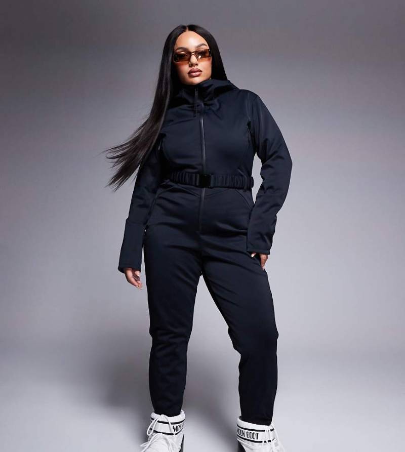 4505 Curve - Ski - Skianzug in Schwarz mit Gürtel, engem Beinschnitt und Kapuze von ASOS 4505 Ski & Snow