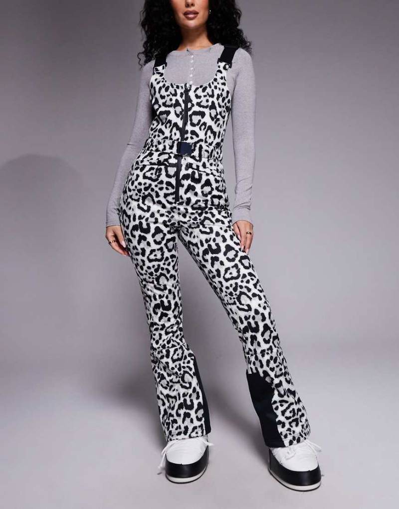 ASOS 4505 Hourglass Ski - Wasserabweisende Softshell-Latz-Skihose mit Gürtel und Schneeleopardenmuster-Bunt von ASOS 4505 Ski & Snow