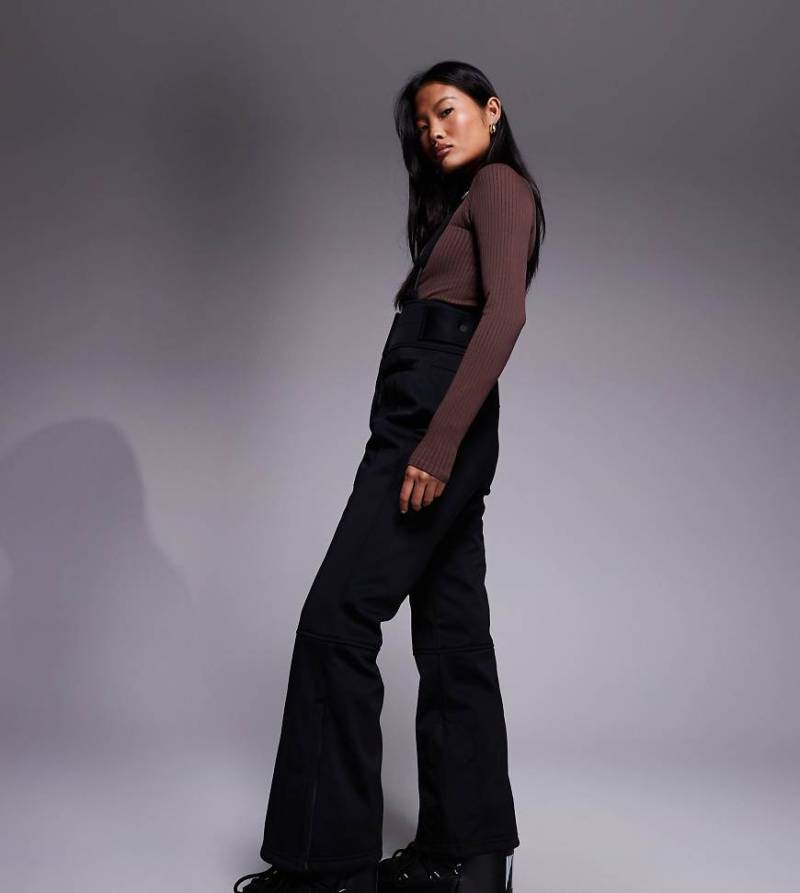 ASOS 4505 Petite - Ski - Wasserabweisende, ausgestellte Softshell-Skihose in Schwarz von ASOS 4505 Ski & Snow