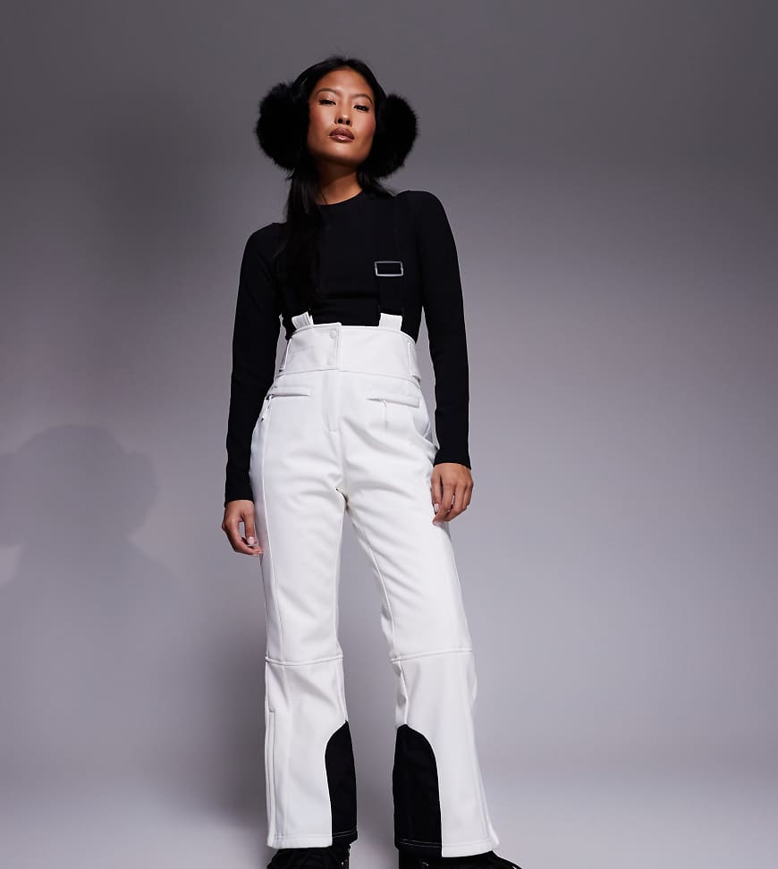 ASOS 4505 Petite - Ski - Wasserabweisende, ausgestellte Softshell-Skihose in Weiß von ASOS 4505 Ski & Snow