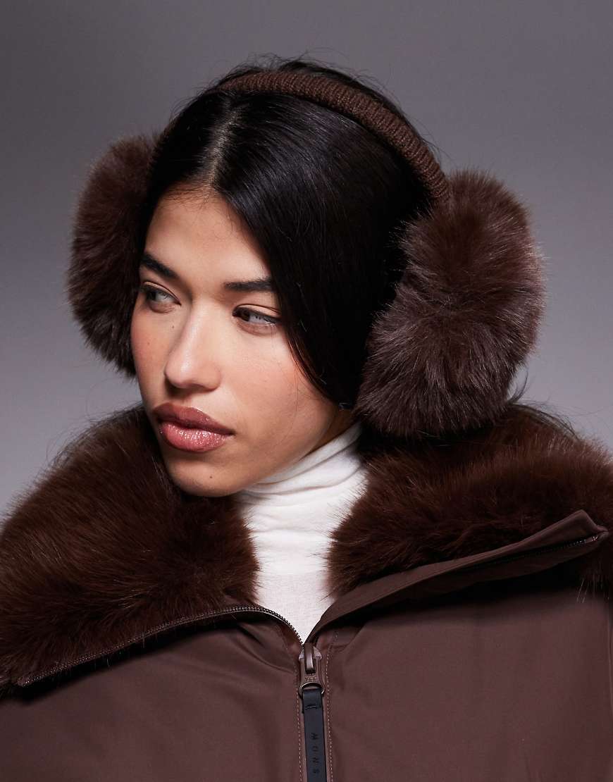 ASOS 4505 - Ski - Kunstpelz-Ohrenschützer in Kaffeebraun-Brown von ASOS 4505 Ski & Snow