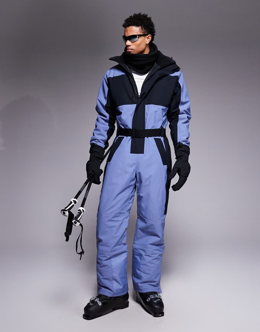 ASOS 4505 - Ski - Wasserabweisender, gerade geschnittener Skianzug in Schwarz und Hellblau mit Gürtel-Bunt von ASOS 4505 Ski & Snow