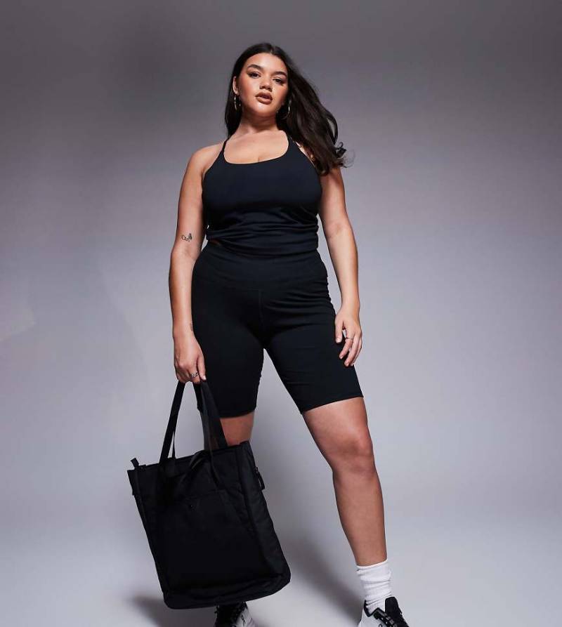 4505 Curve - Icon - Kurze, weiche Leggings in Schwarz, 20 cm Schrittlänge von 4505