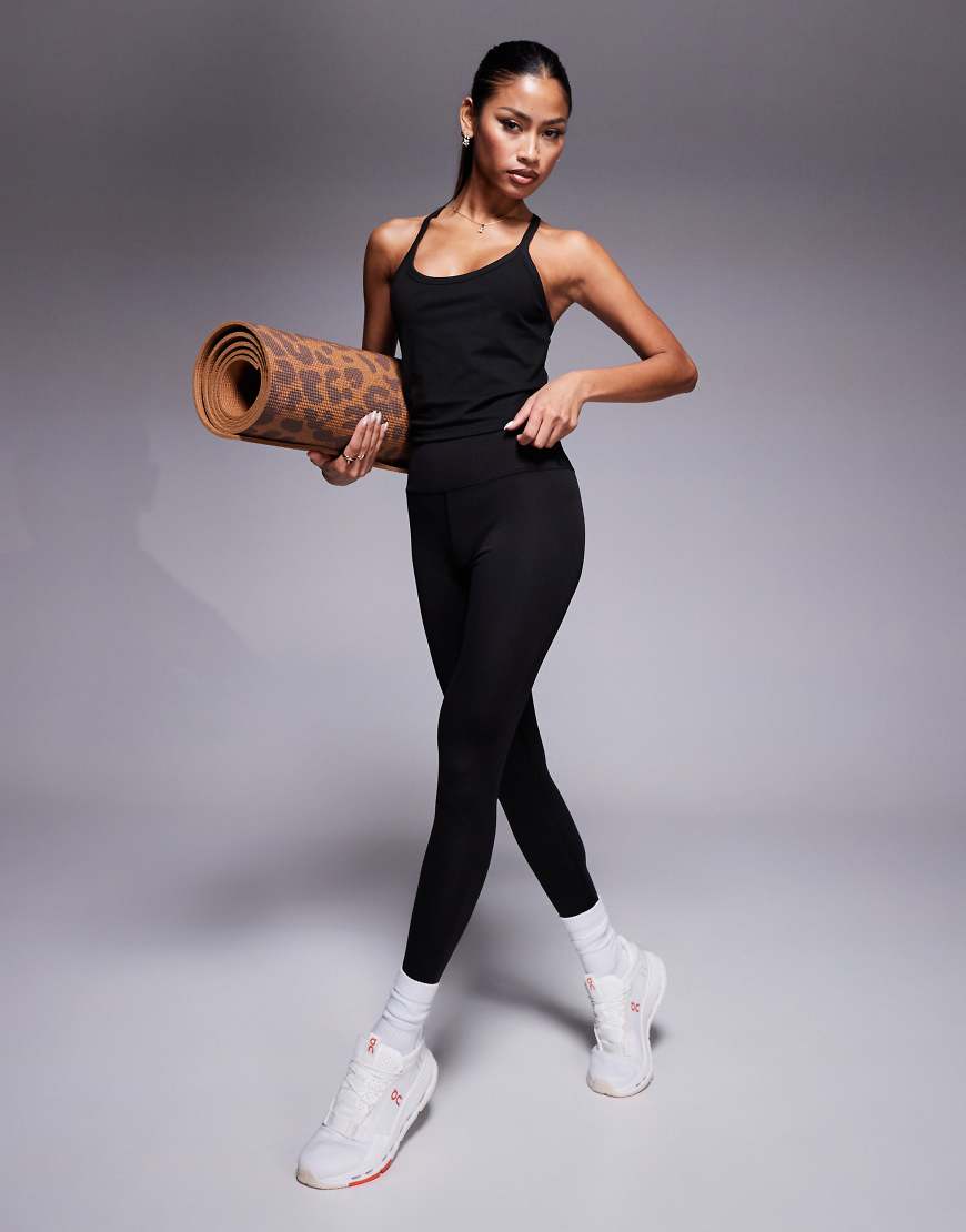 4505 - Icon - Po-formende Sport-Leggings in Schwarz mit Innentasche und hohem Bund 4505 - Icon - Po-formende Sport-Leggings in Schwarz mit Innentasche und hohem Bund von 4505