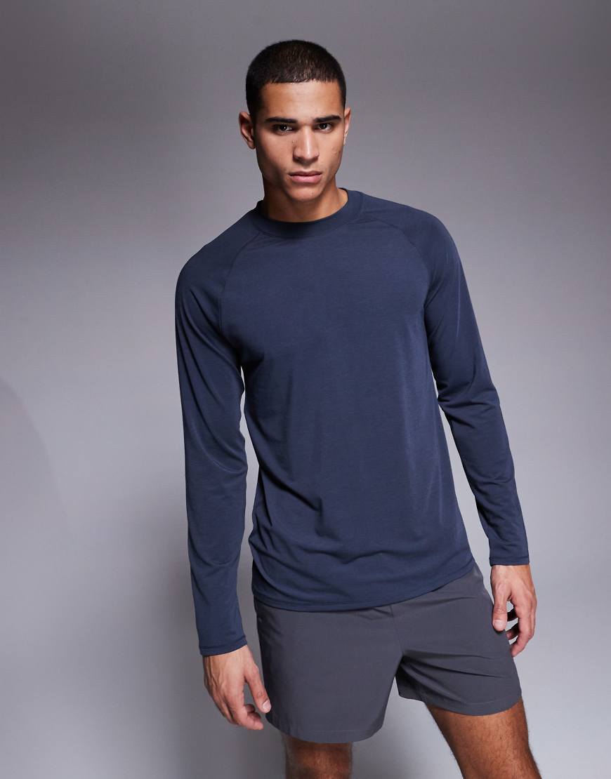 4505 - Langärmliges Trainings-Shirt aus Funktionsjersey in dunklem Marineblau mit schmalem Schnitt und Stehkragen 4505 - Langärmliges Trainings-Shirt aus Funktionsjersey in dunklem Marineblau mit schmalem Schnitt und Stehkragen von 4505