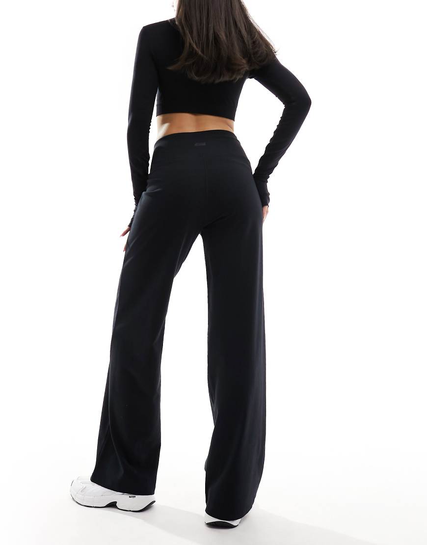 4505 - Studio - Weiche Tanzhose in Schwarz mit weitem Bein von 4505