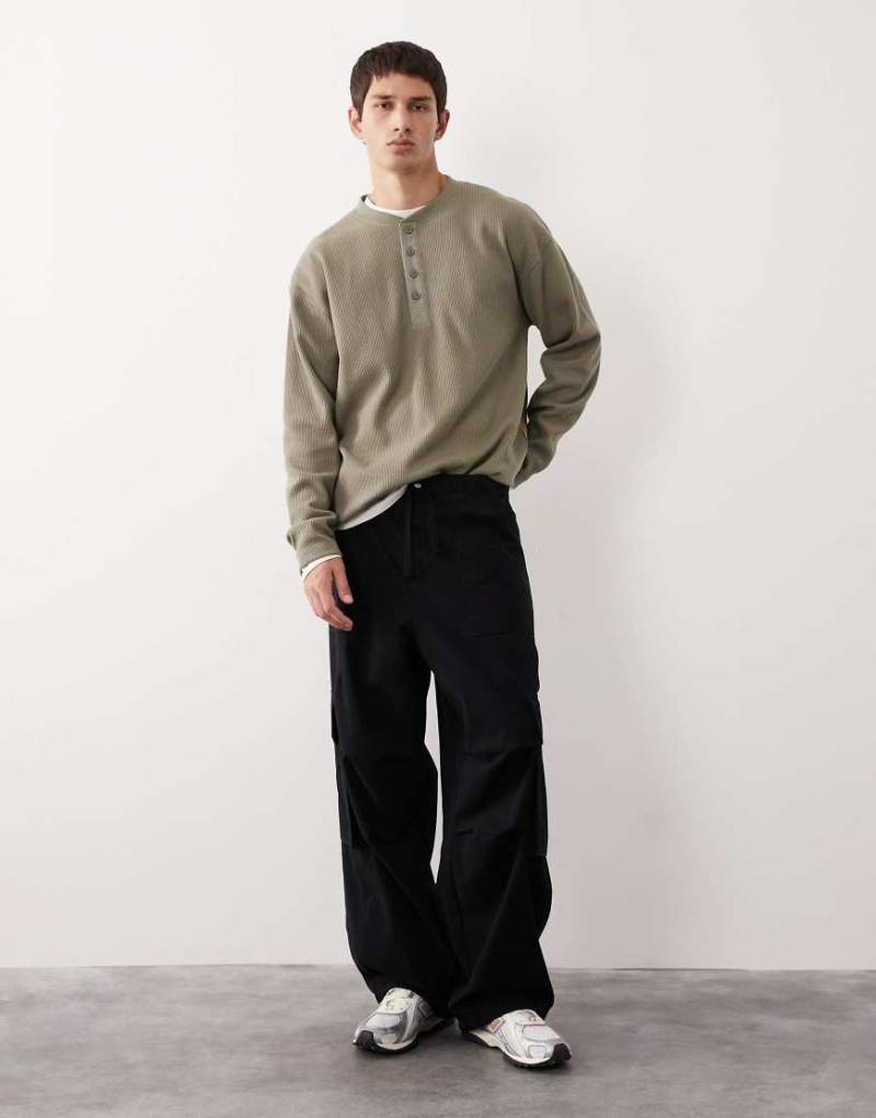 ASOS COLLECTIVE - AC-B-255 - Oversize-Cargohose in verwaschenem Schwarz von ASOS COLLECTIVE