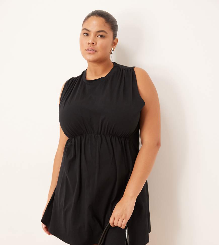 ASOS DESIGN Curve - Ärmelloses, hochgeschlossenes Minikleid in Schwarz mit gerafftem Design ASOS DESIGN Curve - Ärmelloses, hochgeschlossenes Minikleid in Schwarz mit gerafftem Design von ASOS Curve
