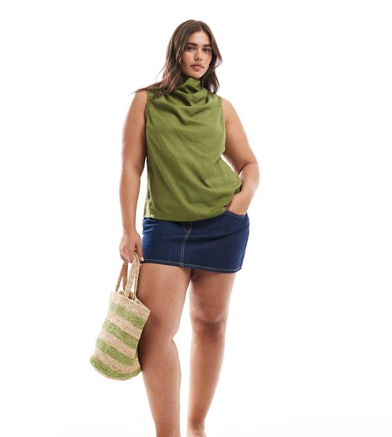 ASOS DESIGN Curve - Ärmelloses Oberteil aus Leinenmix in Khaki mit Wasserfallausschnitt-Grün von ASOS Curve