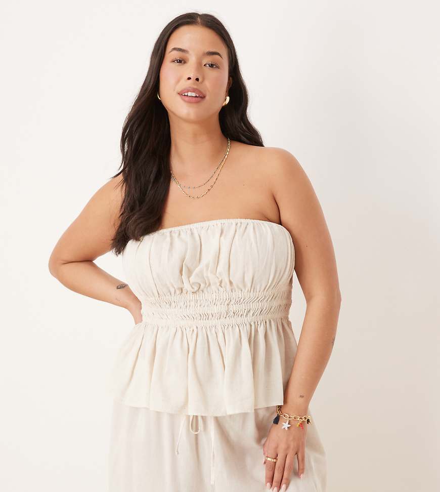 ASOS DESIGN Curve - Belle - Gerafftes, trägerloses Strand-Oberteil in Natur mit Leinen-Neutral von ASOS Curve