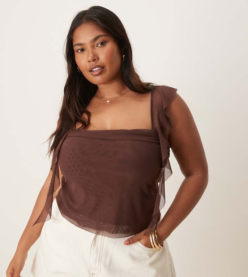 ASOS DESIGN Curve - Camisole-Top aus weich fallendem, gerafftem Netzstoff in Schokobraun von ASOS Curve