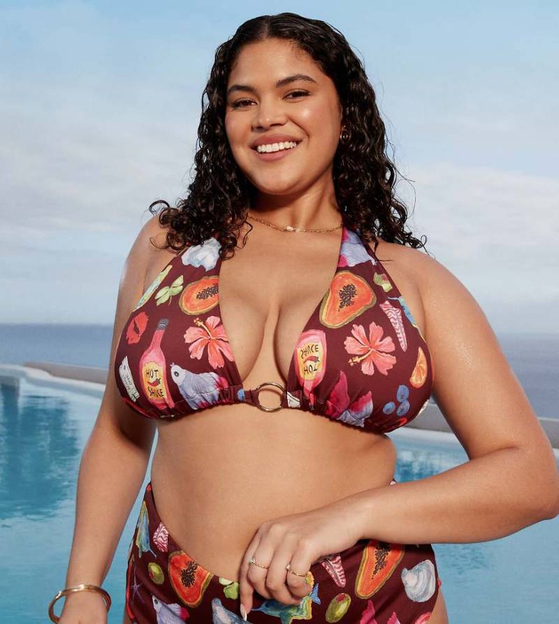 ASOS DESIGN Curve - Celeste - Bikinioberteil mit Ringdetail und Urlaubs-Print-Bunt von ASOS Curve