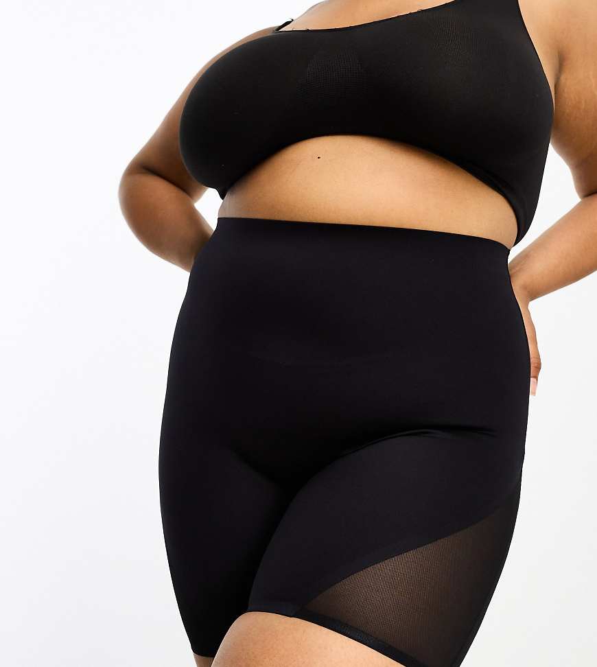 ASOS DESIGN Curve - Contouring - Figurformende Shorts in Schwarz mit Netzstoff und mittlerem Halt von ASOS Curve