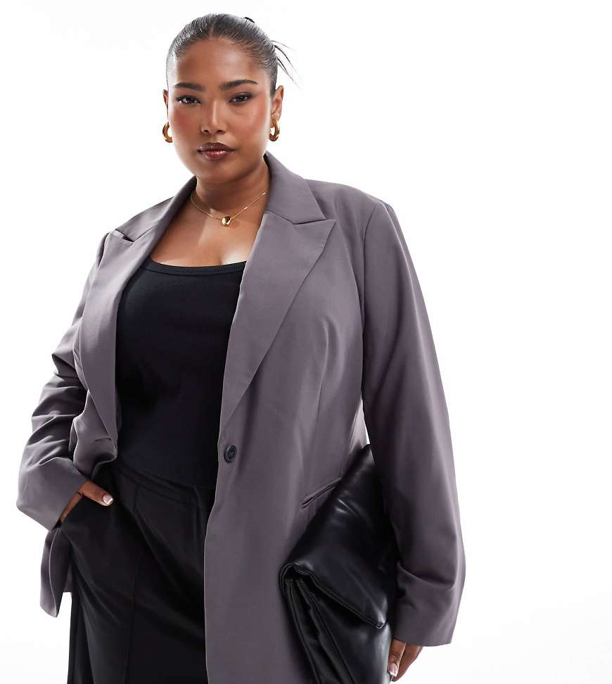 ASOS DESIGN Curve - Eleganter Relaxed Fit Blazer in Grau von ASOS Curve