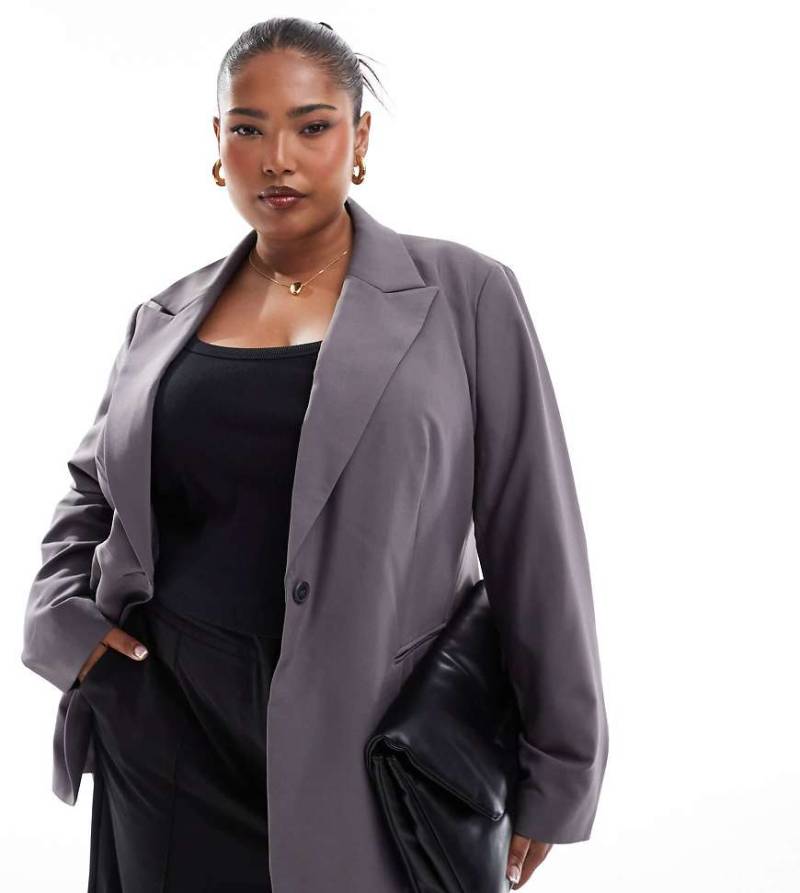ASOS DESIGN Curve - Eleganter Relaxed Fit Blazer in Grau von ASOS Curve