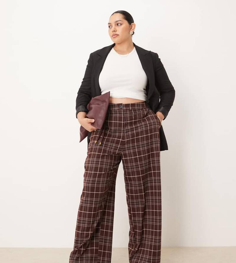 ASOS DESIGN Curve - Elegante, lässig und gerade geschnittene Hose in Burgunderrot kariert-Bunt ASOS DESIGN Curve - Elegante, lässig und gerade geschnittene Hose in Burgunderrot kariert-Bunt von ASOS Curve