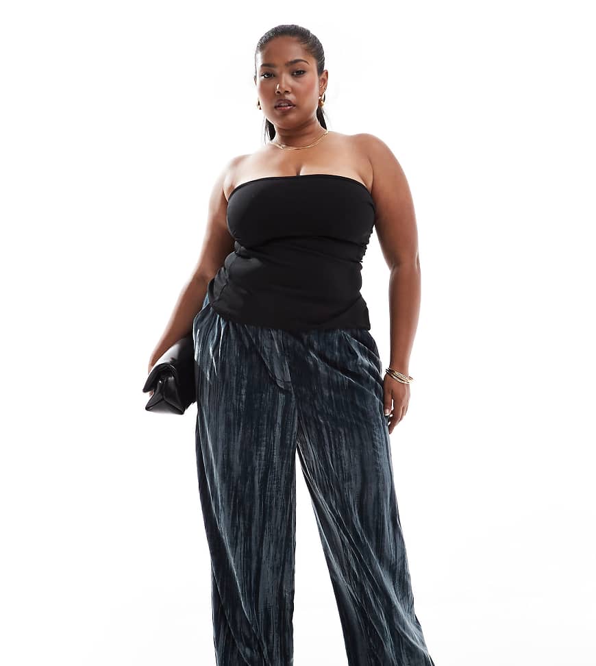 ASOS DESIGN Curve - Elegante Hose aus Knittersamt in Blau ASOS DESIGN Curve - Elegante Hose aus Knittersamt in Blau von ASOS Curve