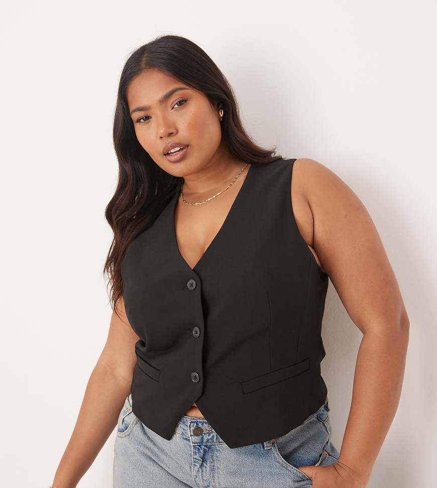 ASOS DESIGN Curve - Elegante Weste in Schwarz ASOS DESIGN Curve - Elegante Weste in Schwarz von ASOS Curve