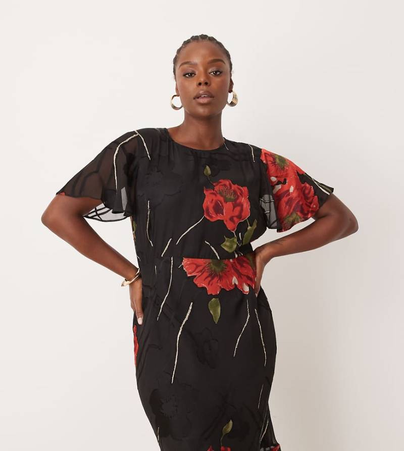 ASOS DESIGN Curve - Gestuftes Maxikleid mit Trompetenärmeln, Rüschen und plakativem floralem Ausbrennermuster-Bunt von ASOS Curve