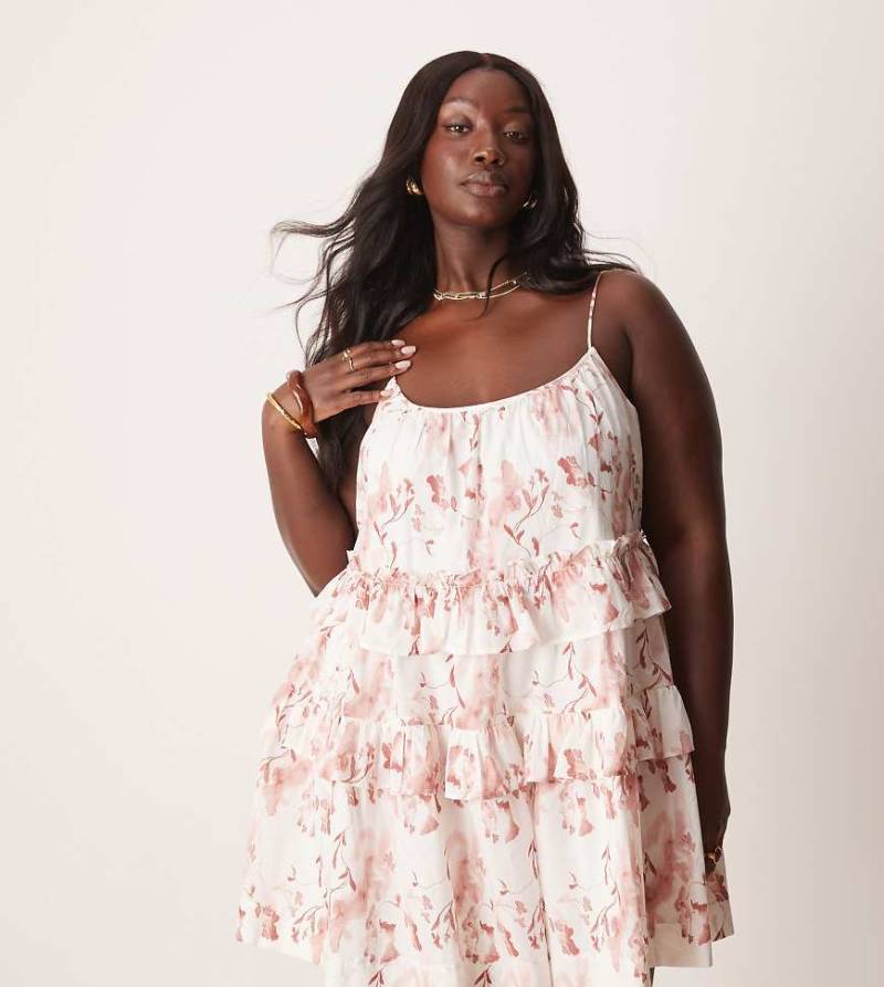 ASOS DESIGN Curve - Gestuftes Minikleid mit Rüschen und Blumenprint-Bunt von ASOS Curve