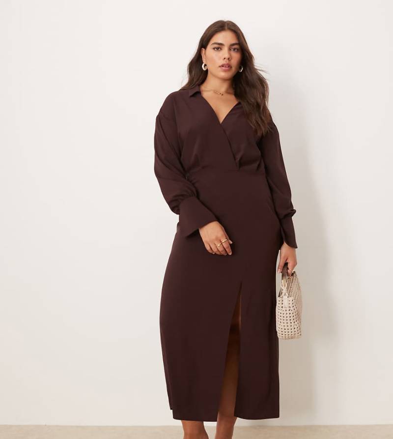 ASOS DESIGN Curve - Gewickeltes Midi-Hemdblusenkleid in Schokobraun mit Ziernaht von ASOS Curve