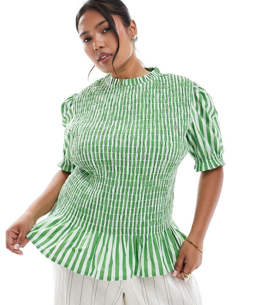 ASOS DESIGN Curve - Hochgeschlossenes, kurzärmliges Oberteil mit Streifen und gerafftem Detail-Bunt ASOS DESIGN Curve - Hochgeschlossenes, kurzärmliges Oberteil mit Streifen und gerafftem Detail-Bunt von ASOS Curve