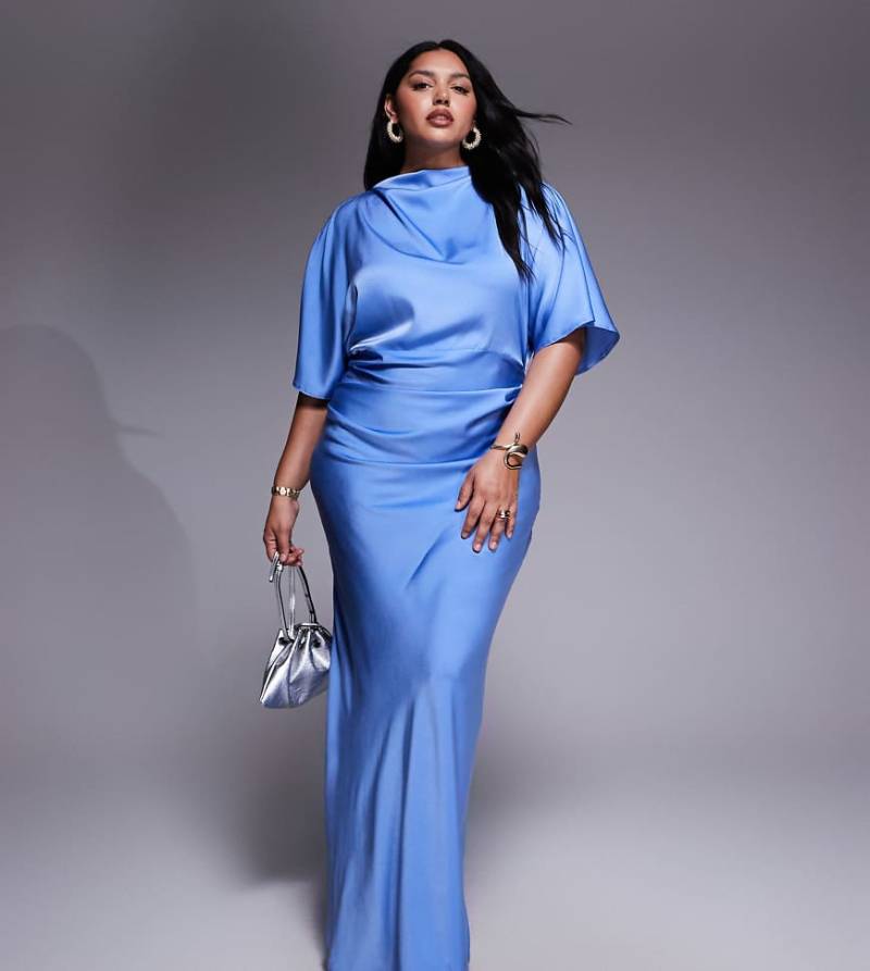 ASOS DESIGN Curve - Hochgeschlossenes Blouson-Maxikleid aus Satin in Blau mit Flatterärmeln von ASOS Curve