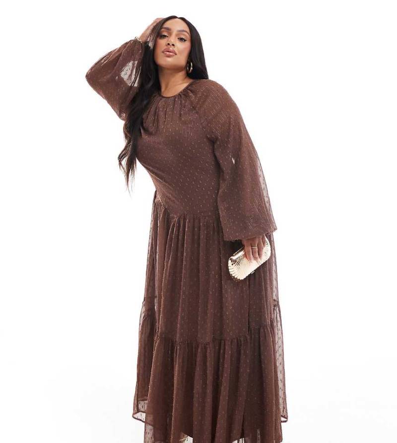 ASOS DESIGN Curve - Hochgeschlossenes Jacquard-Maxikleid in Schokobraun mit Ausbrennermuster und Godet mit Bogenkante von ASOS Curve