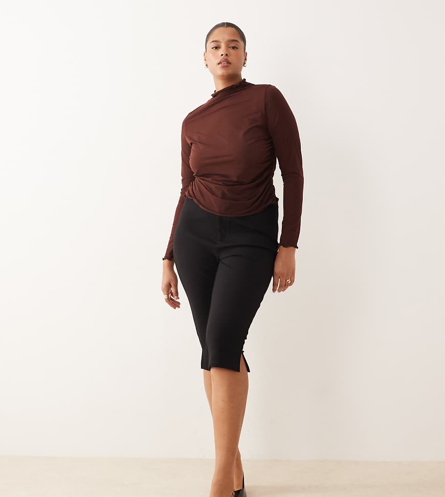 ASOS DESIGN Curve - Hochwertige Caprihose aus Ponte-Stoff in Schwarz von ASOS Curve