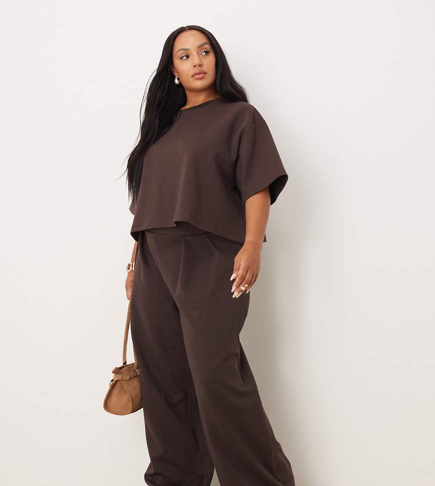ASOS DESIGN Curve - Hose aus Interlock-Stoff in Schokoladenbraun mit weitem Bein, Kombiteil-Brown ASOS DESIGN Curve - Hose aus Interlock-Stoff in Schokoladenbraun mit weitem Bein, Kombiteil-Brown von ASOS Curve
