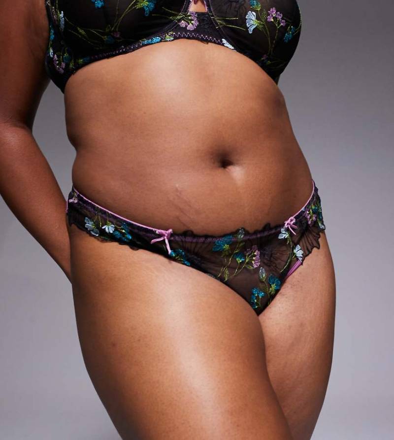 ASOS DESIGN Curve - Jamie - Tanga in Schwarz und Rosa mit Blumenstickerei und Satineinfassung von ASOS Curve