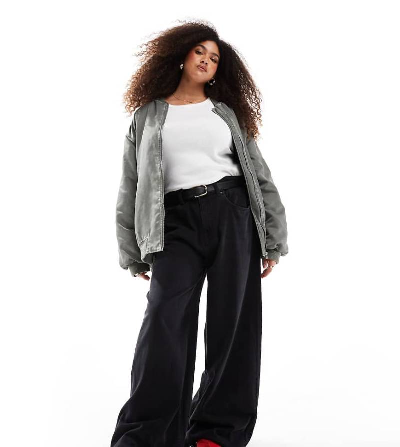 ASOS DESIGN Curve - Jeans in Schwarz mit weitem Bein von ASOS Curve