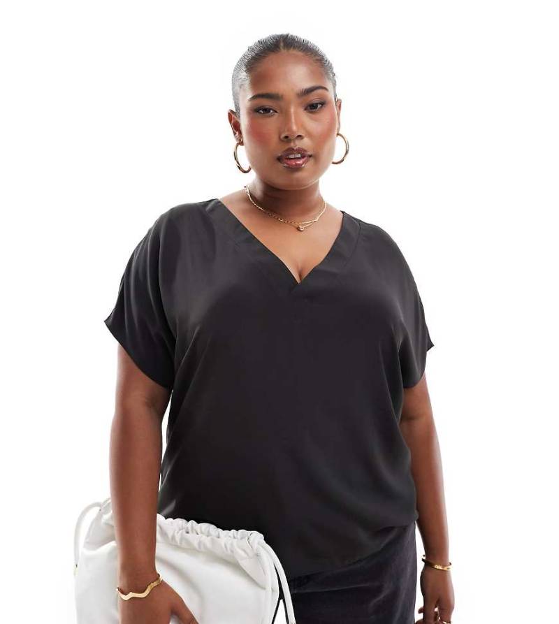 ASOS DESIGN Curve - Kurzärmliges Oberteil in Schwarz mit V-Ausschnitt von ASOS Curve