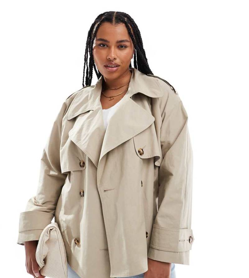 ASOS DESIGN Curve - Kurzer Oversize-Trenchcoat in Steinbeige mit Gürtel-Neutral von ASOS Curve