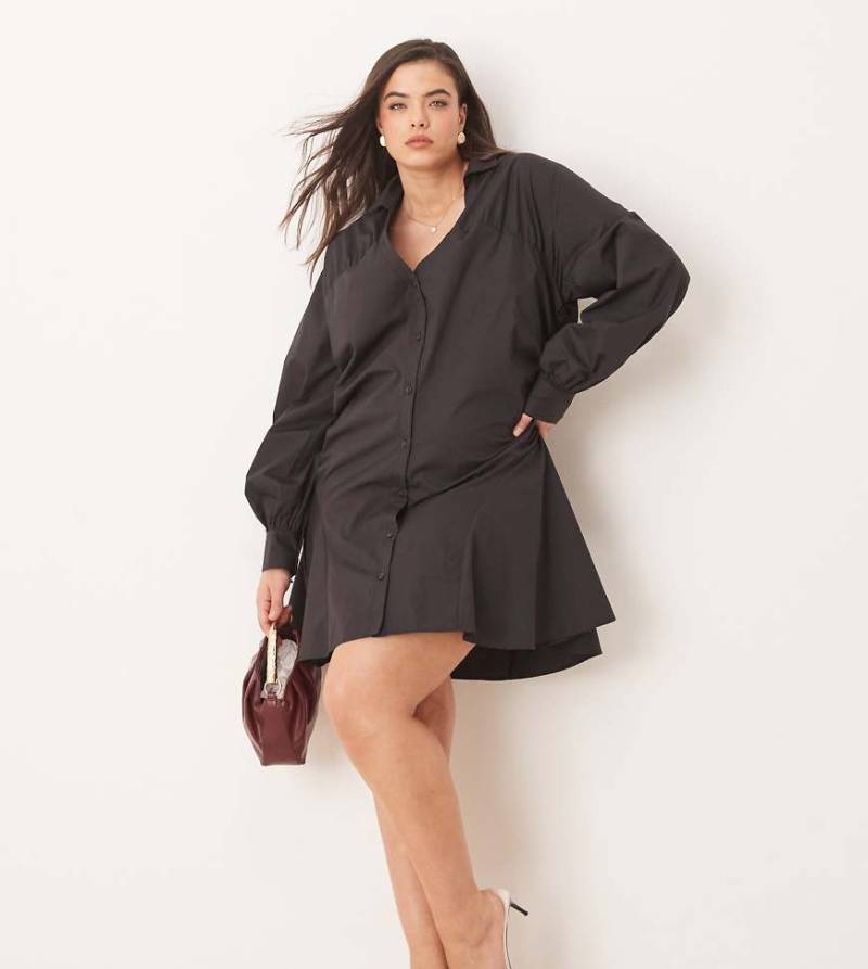 ASOS DESIGN Curve - Kurzes Hemdblusenkleid in Schwarz mit gerafften Einsätzen von ASOS Curve