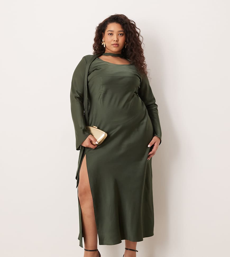ASOS DESIGN Curve - Langärmliges Maxikleid mit V-Ausschnitt und Schaldetail in Dunkelgrün-Keine Farbe von ASOS Curve