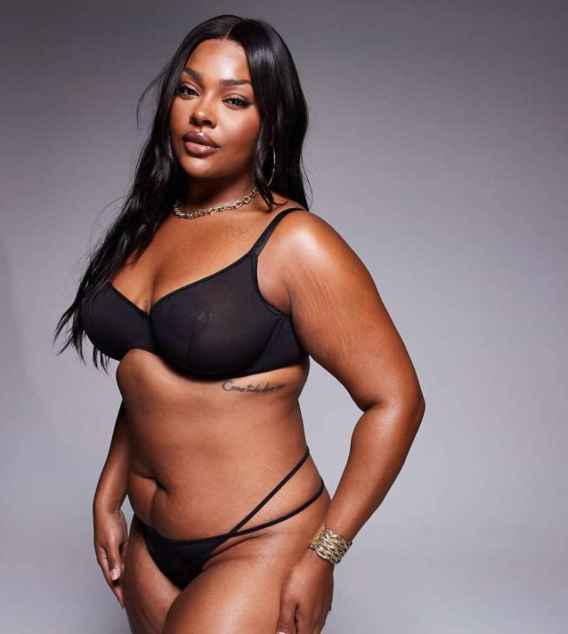 ASOS DESIGN Curve - Lennox - Netzstoff-Tanga in Schwarz mit Satineinfassung von ASOS Curve