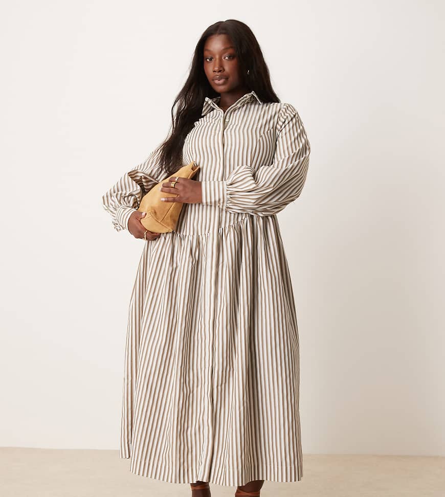 ASOS DESIGN Curve - Maxi-Hemdblusenkleid in Braun gestreift mit asymmetrischem Knopfdetail-Bunt ASOS DESIGN Curve - Maxi-Hemdblusenkleid in Braun gestreift mit asymmetrischem Knopfdetail-Bunt von ASOS Curve
