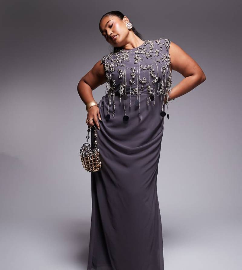ASOS DESIGN Curve - Maxikleid in Anthrazit mit Cluster-Verzierung am Oberteil und drapiertem Rock-Grau von ASOS Curve