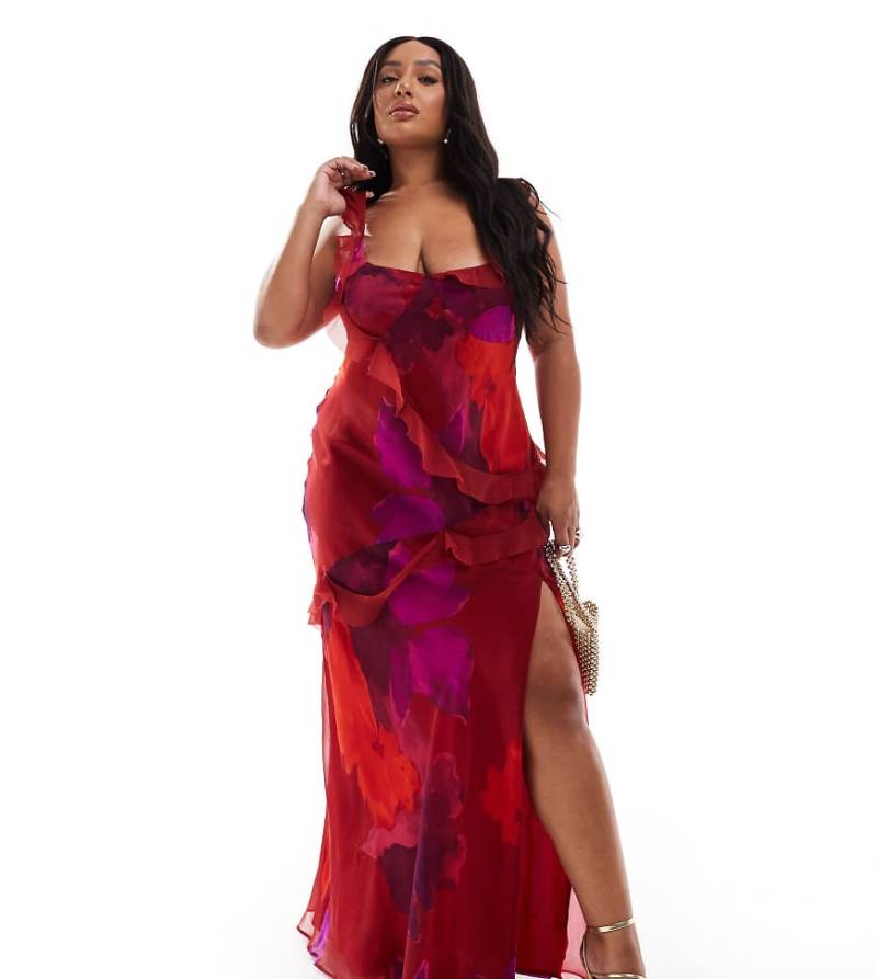 ASOS DESIGN Curve - Maxikleid in Burgunderrot mit Blumenmuster, unverarbeitetem Saum, Rüschen und Bindedetail am Rücken-Bunt von ASOS Curve