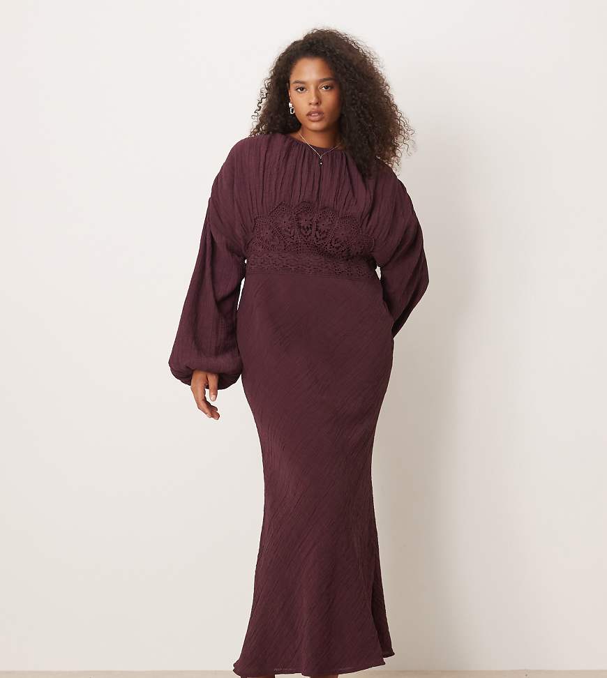 ASOS DESIGN Curve - Maxikleid in Maulbeere mit Rundhalsausschnitt, voluminösen Ärmeln und Spitzendetail an der Brust-Lila ASOS DESIGN Curve - Maxikleid in Maulbeere mit Rundhalsausschnitt, voluminösen Ärmeln und Spitzendetail an der Brust-Lila von ASOS Curve