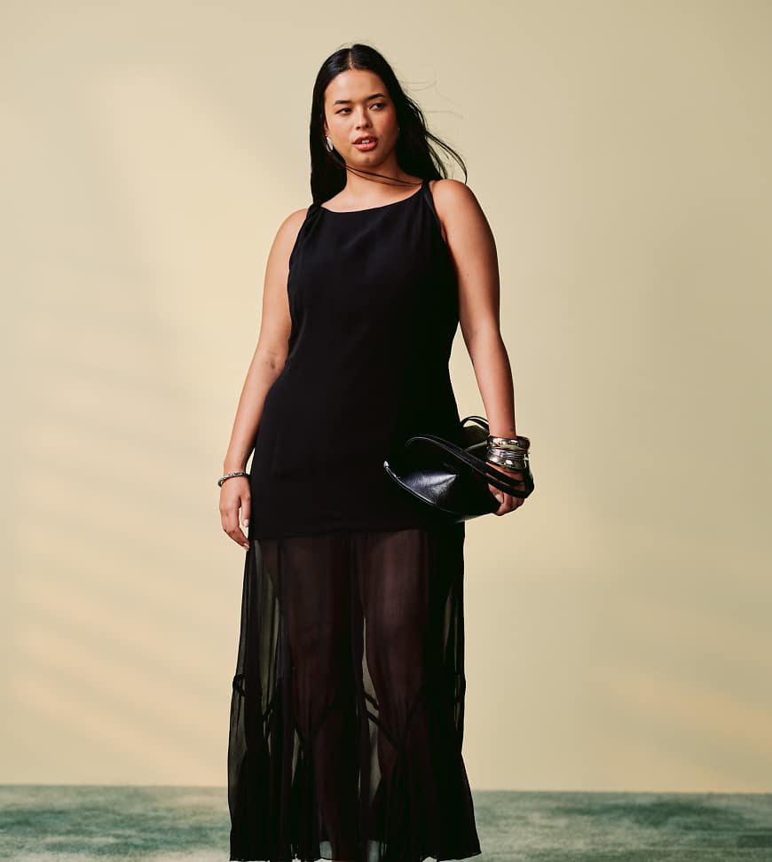 ASOS DESIGN Curve - Maxikleid in Schwarz mit Godet-Saum und tief angesetzter Taille ASOS DESIGN Curve - Maxikleid in Schwarz mit Godet-Saum und tief angesetzter Taille von ASOS Curve