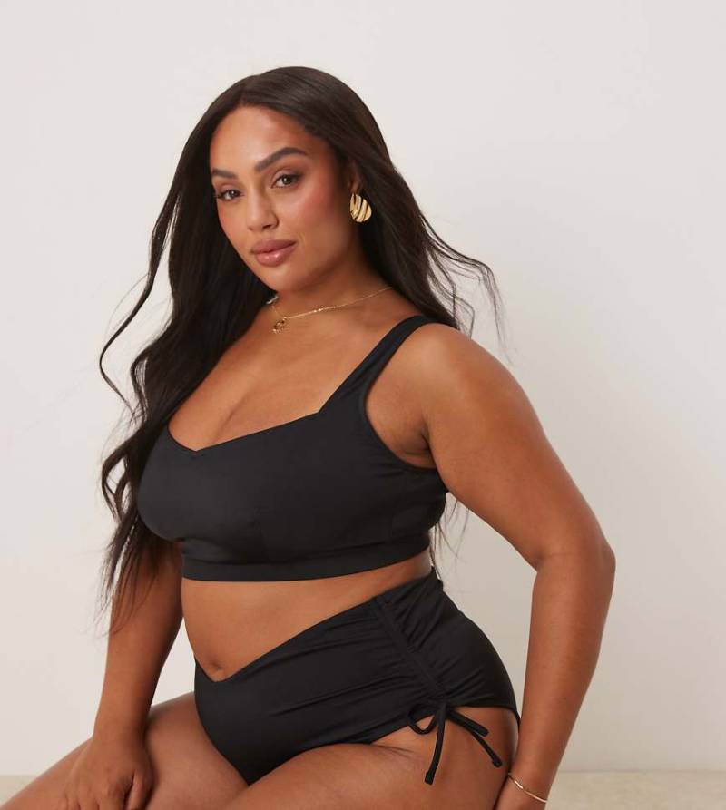 ASOS DESIGN Curve - Maya - Cropped Bikinioberteil in Schwarz von ASOS Curve