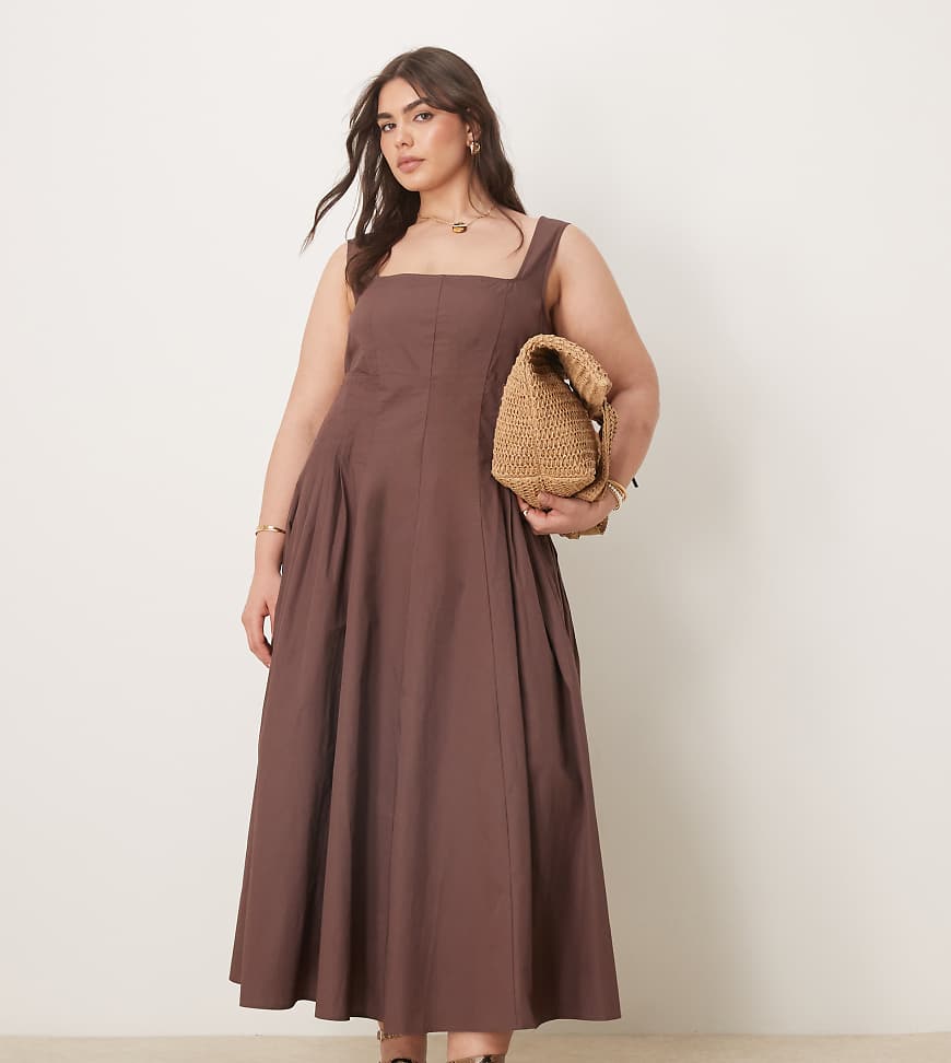 ASOS DESIGN Curve - Midikleid in Schokobraun mit U-Ausschnitt und plissierter Taille ASOS DESIGN Curve - Midikleid in Schokobraun mit U-Ausschnitt und plissierter Taille von ASOS Curve