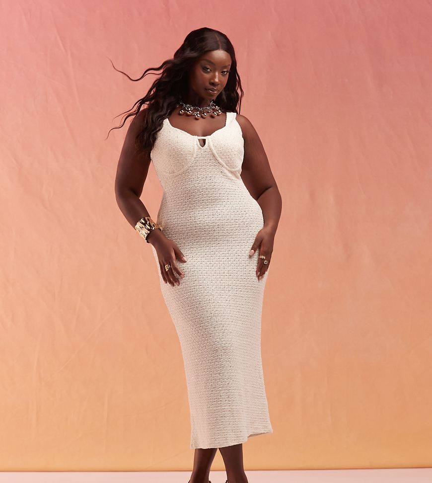 ASOS DESIGN Curve - Midikleid mit Körbchendetail und Paspelierung aus Häkelpailletten-Neutral ASOS DESIGN Curve - Midikleid mit Körbchendetail und Paspelierung aus Häkelpailletten-Neutral von ASOS Curve