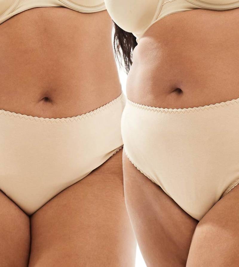ASOS DESIGN Curve - Mila - 2er-Pack brasilianische Baumwoll-Slips in Beige-Neutral von ASOS Curve