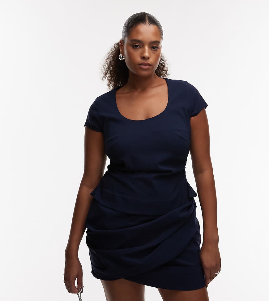 ASOS DESIGN Curve - Minikleid in Marineblau mit Wickelrock und Kappärmeln ASOS DESIGN Curve - Minikleid in Marineblau mit Wickelrock und Kappärmeln von ASOS Curve