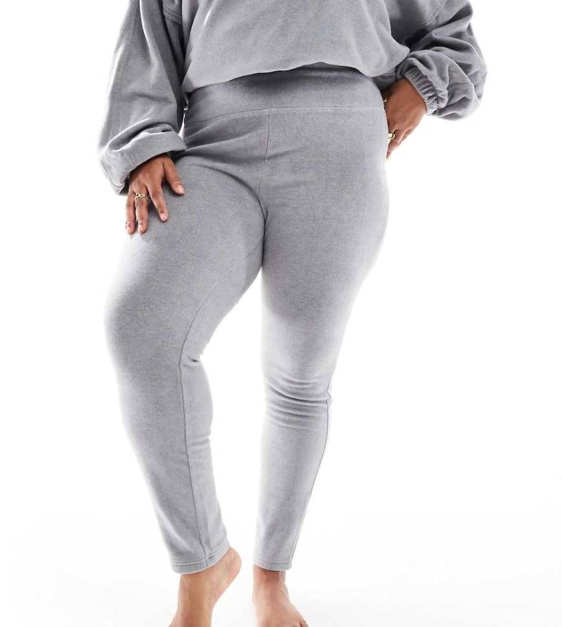 ASOS DESIGN Curve - Mix & Match - Lounge-Leggings aus Fleece in Hellgrau von ASOS Curve